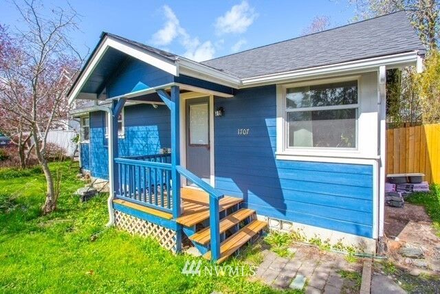 1707 Texas Street  Bellingham WA 98229 photo
