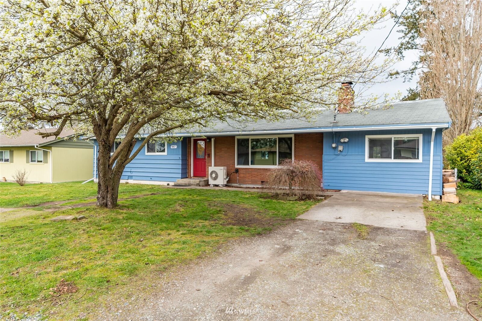 Property Photo:  487 NE Harvest Drive  WA 98277 