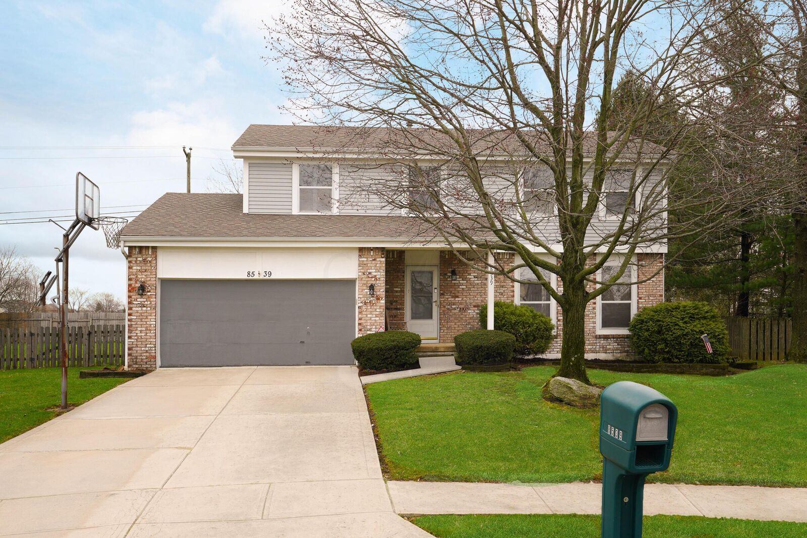 Property Photo:  8539 Nightstar Court  OH 43068 