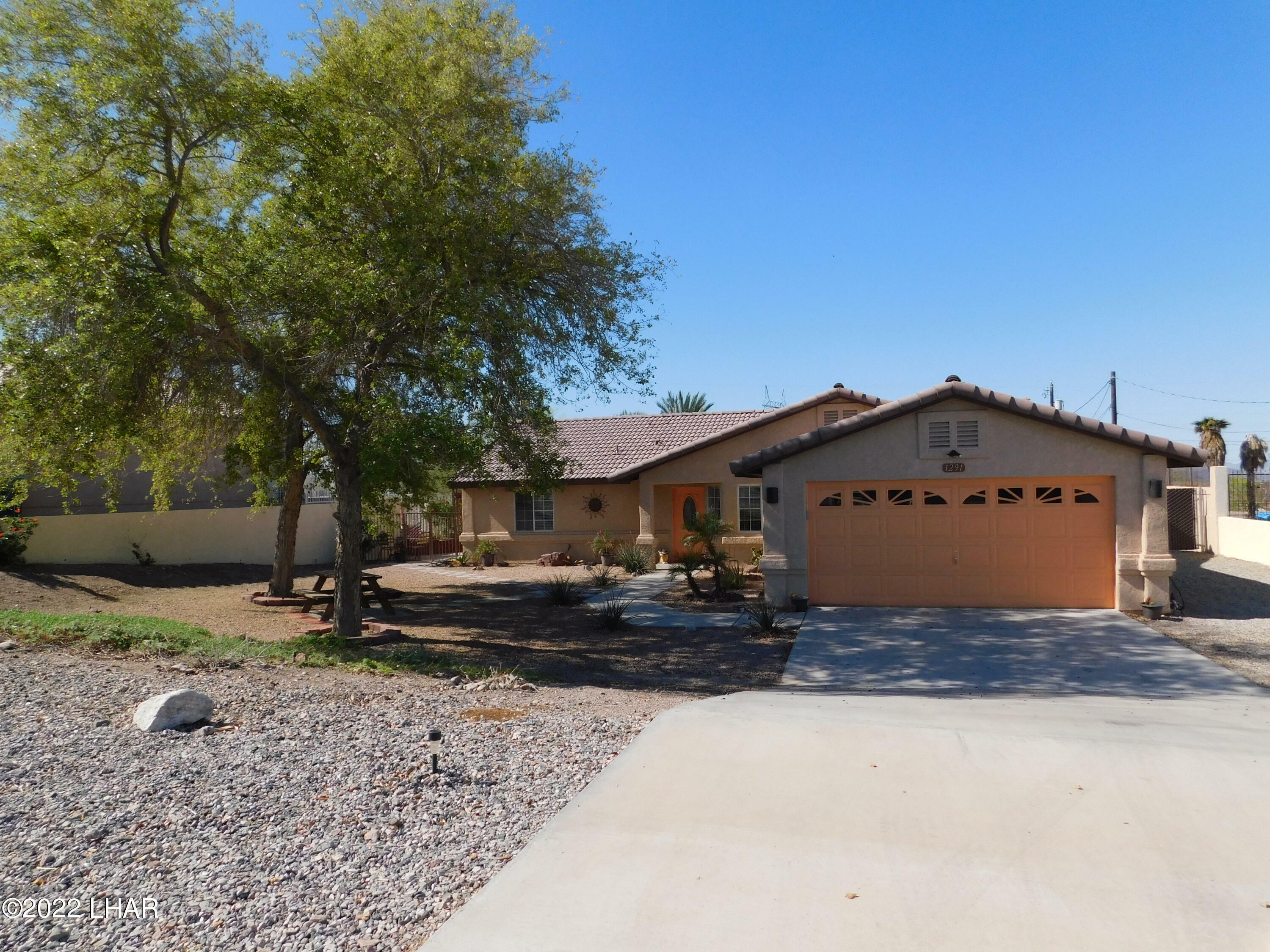 Property Photo:  1291 S McCulloch Blvd  AZ 86406 