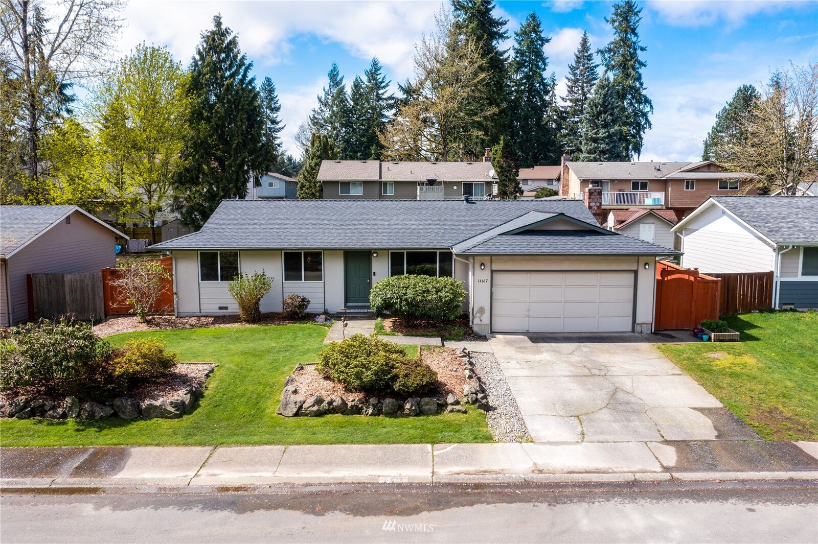 Property Photo: 14617 127th Avenue NE WA 98072
