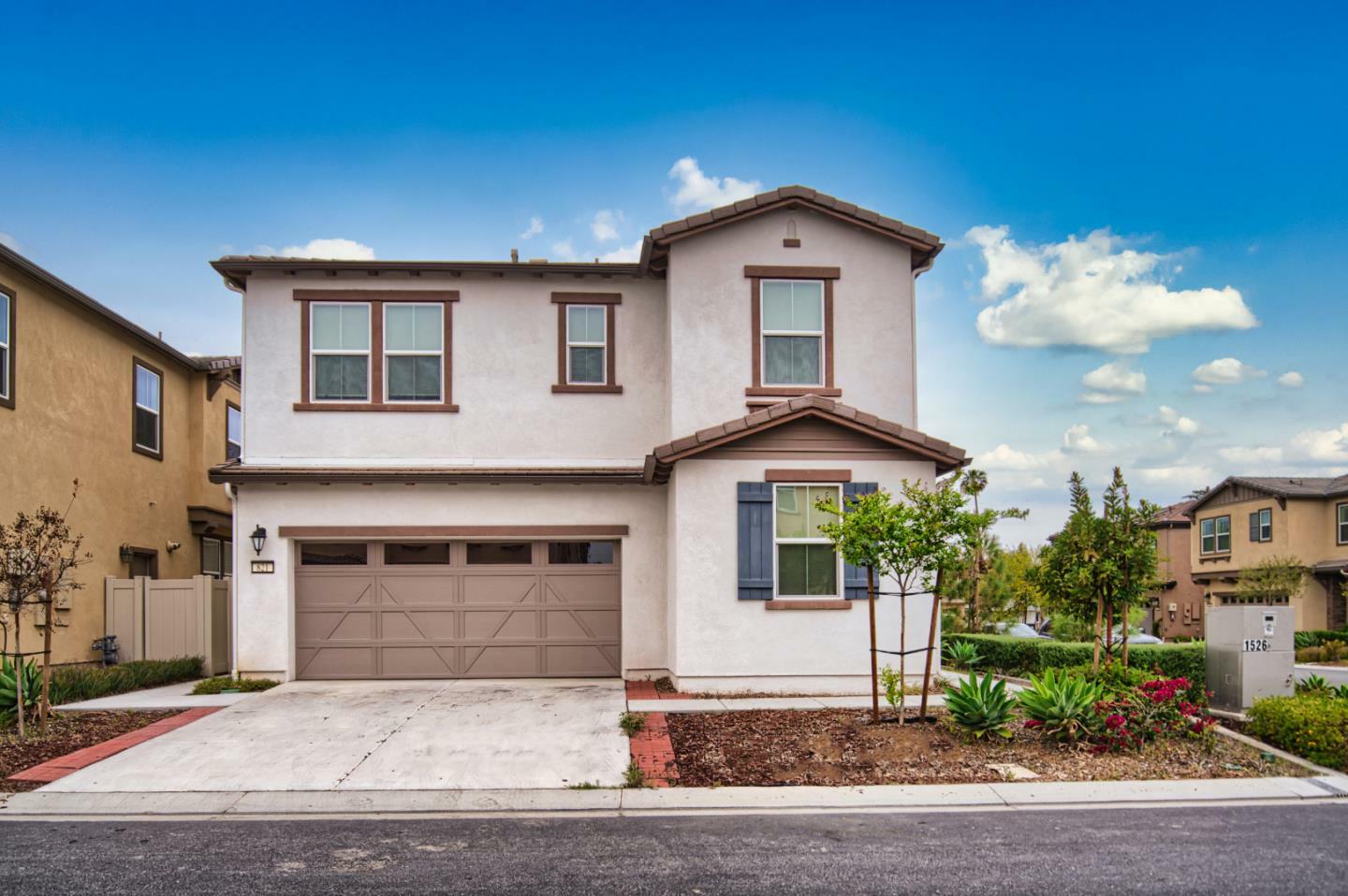 Property Photo: 821 Kensington Place CA 91724
