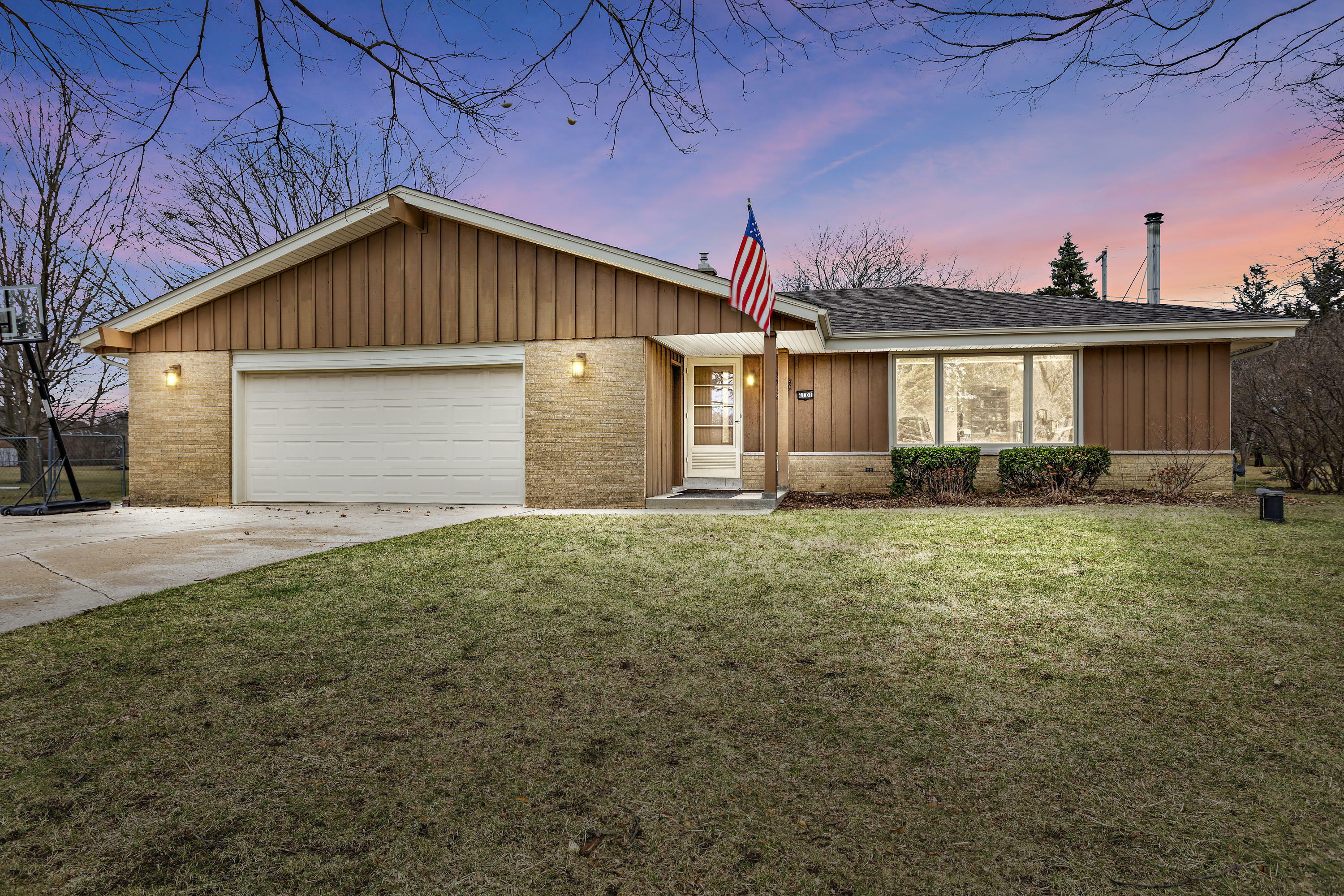 Property Photo: 4101 S Church Dr WI 53151