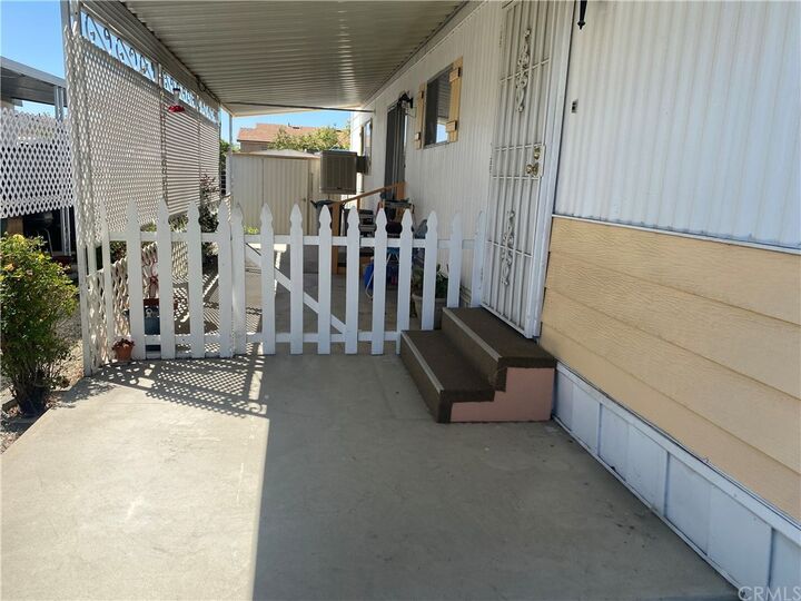 Property Photo:  1600 S San Jacinto Avenue 182  CA 92583
