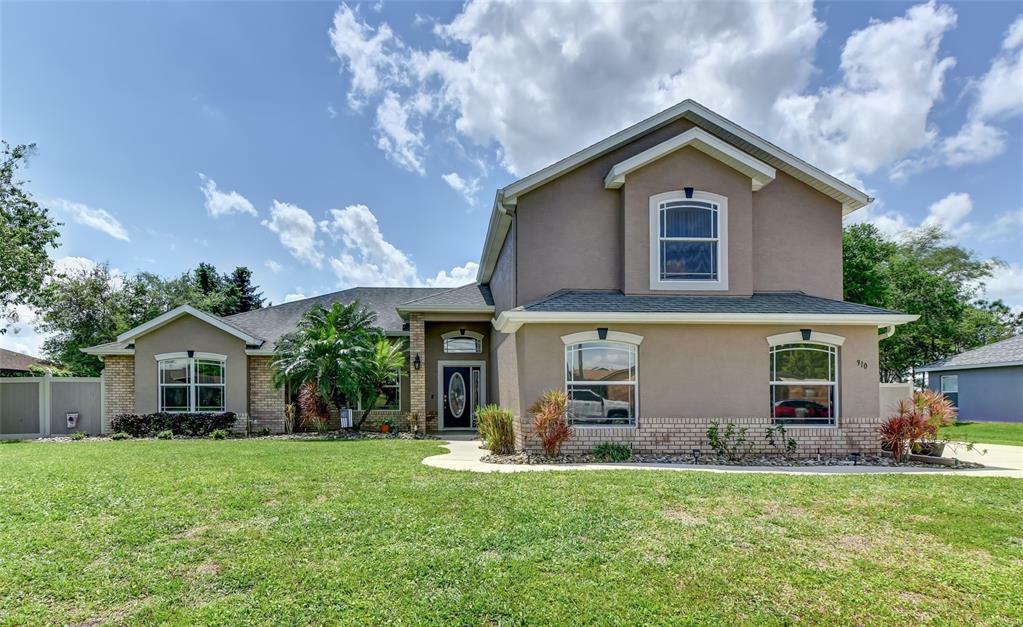 Property Photo:  910 Prescott Boulevard  FL 32738 