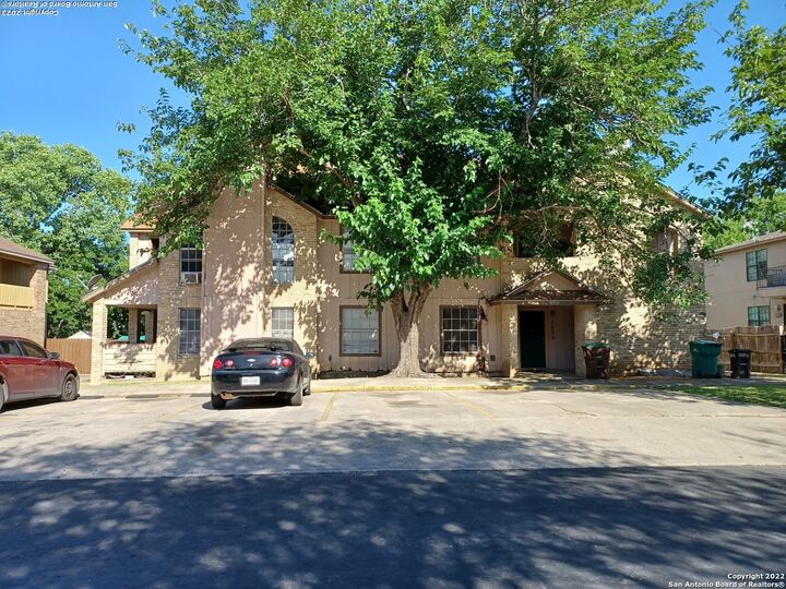 7535 Windsor Oaks  San Antonio TX 78239 photo