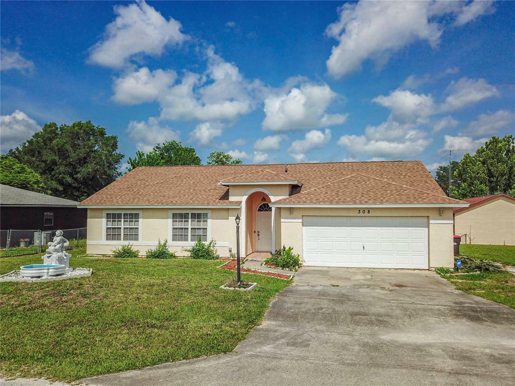 Property Photo:  308 Oak Track Lane  FL 34472 