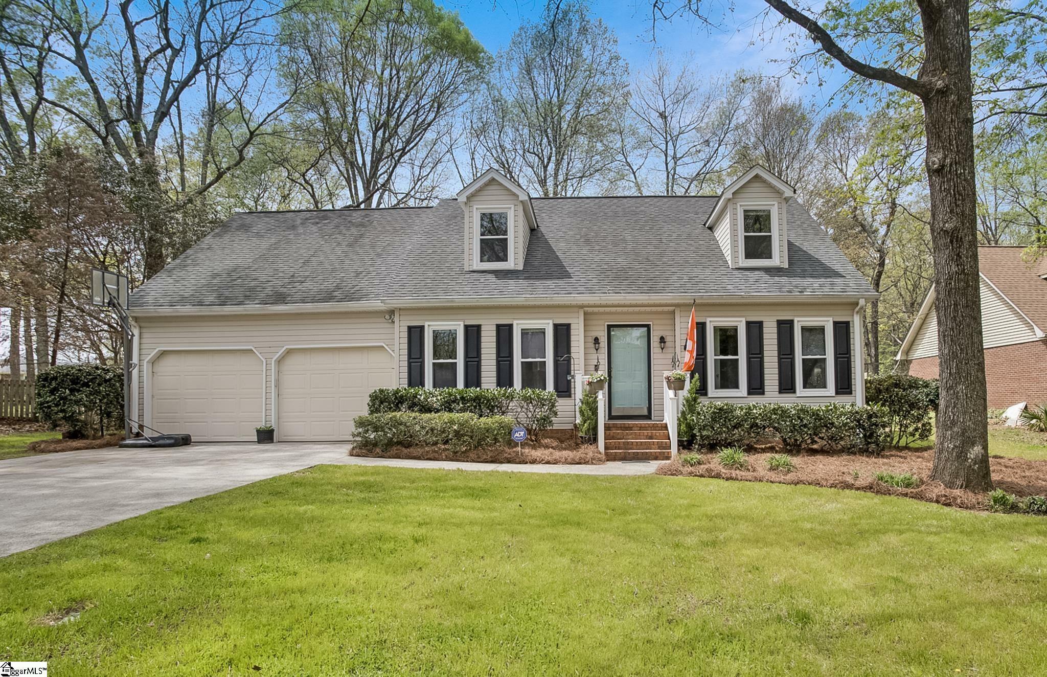 Property Photo: 703 Hedgewood Terrace SC 29650