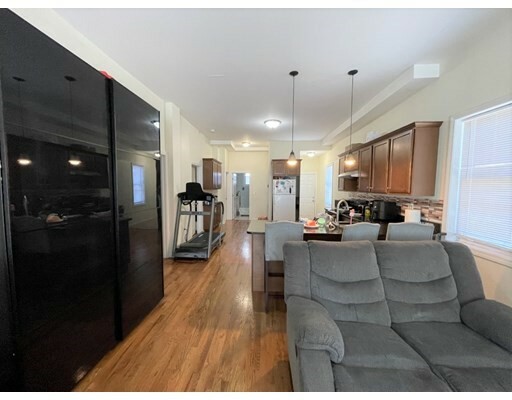 Property Photo: 167 Pearl Street 1 MA 02145