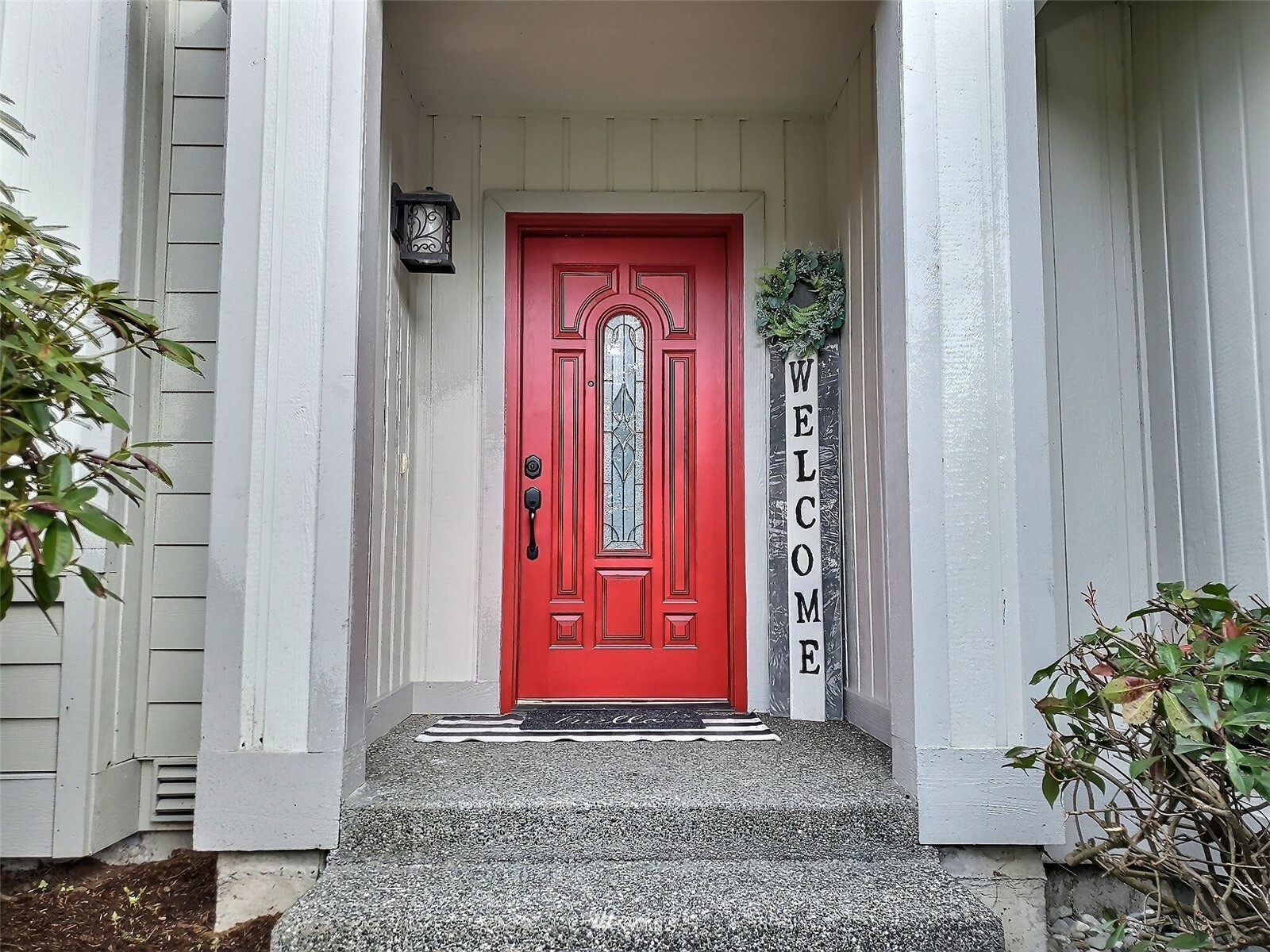 Property Photo:  16707 37th Place W  WA 98037 
