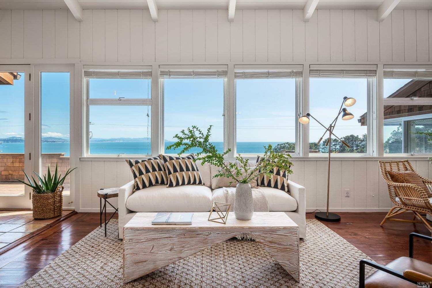 Property Photo: 35 Seacape Drive CA 94965