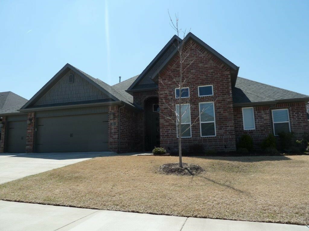 Property Photo: 1620 Cherrie Street AR 72713