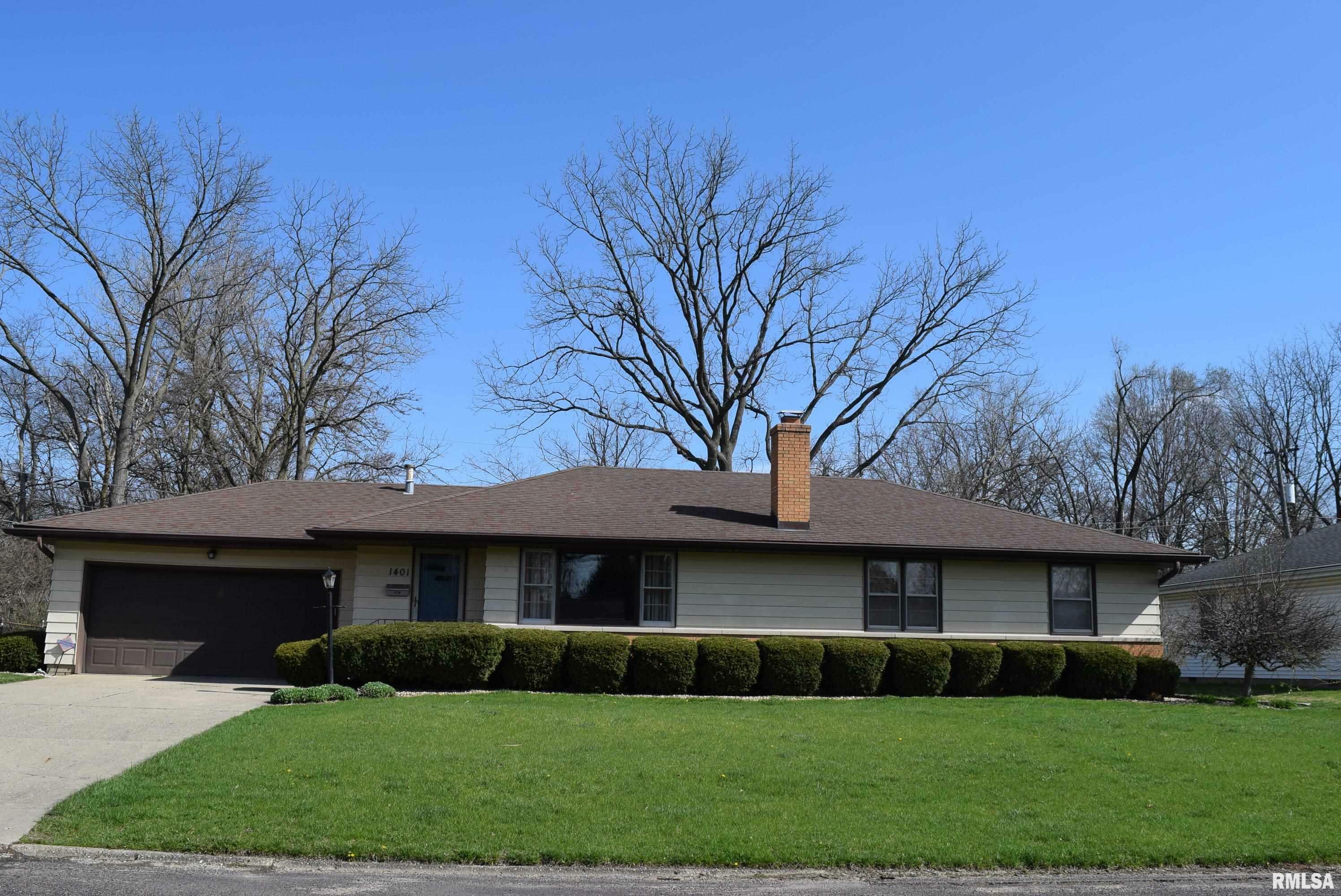 Property Photo:  1401 W Sunnyview  IL 61614 