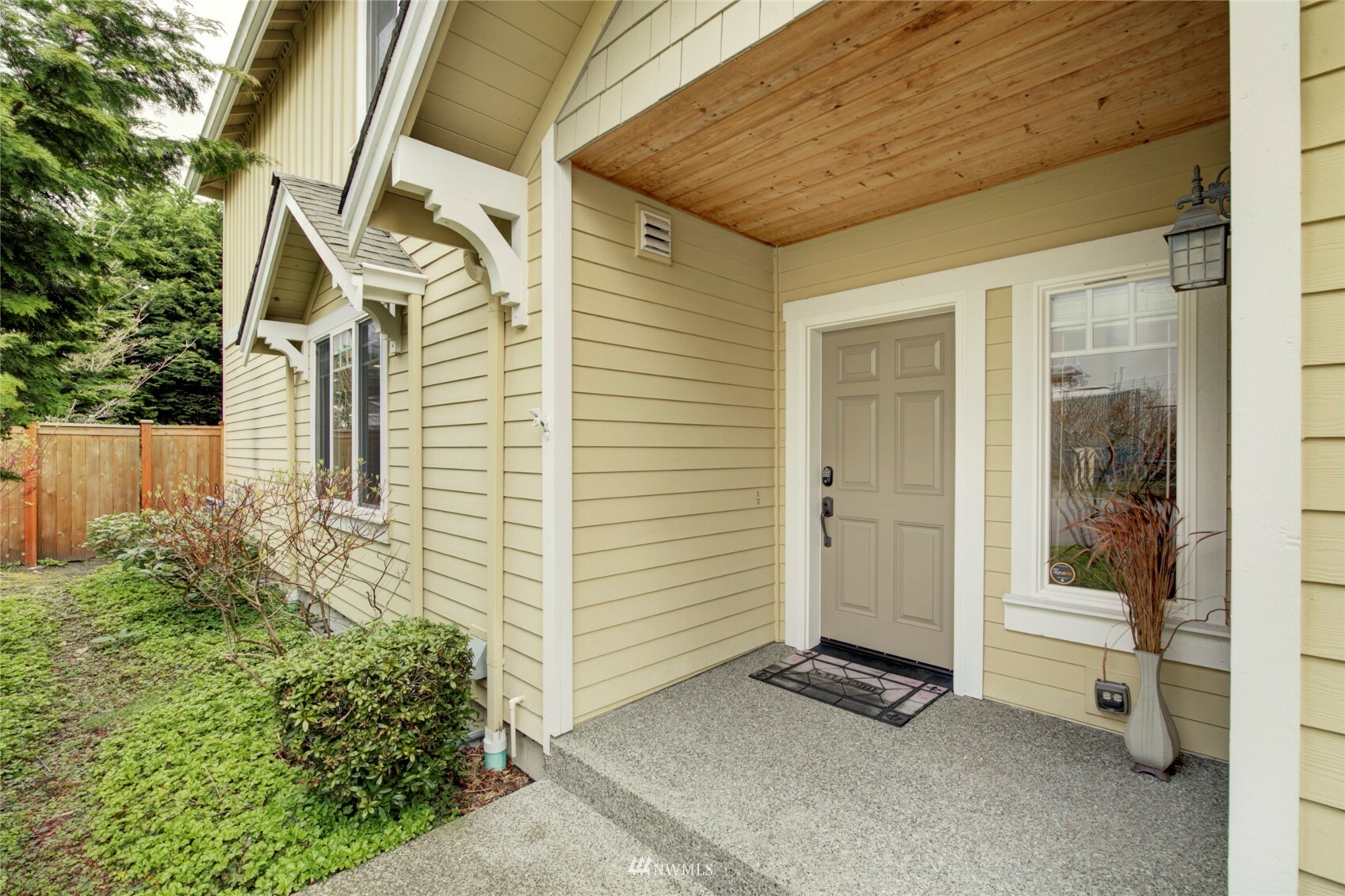 Property Photo:  8507 Bowdoin Way 1  WA 98026 