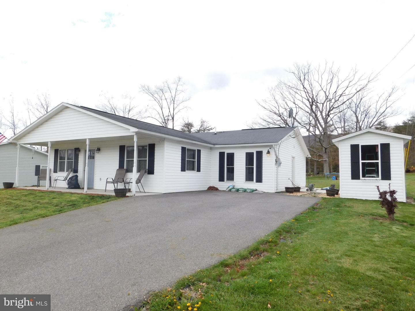 Property Photo:  183 Meadow Street  WV 26726 