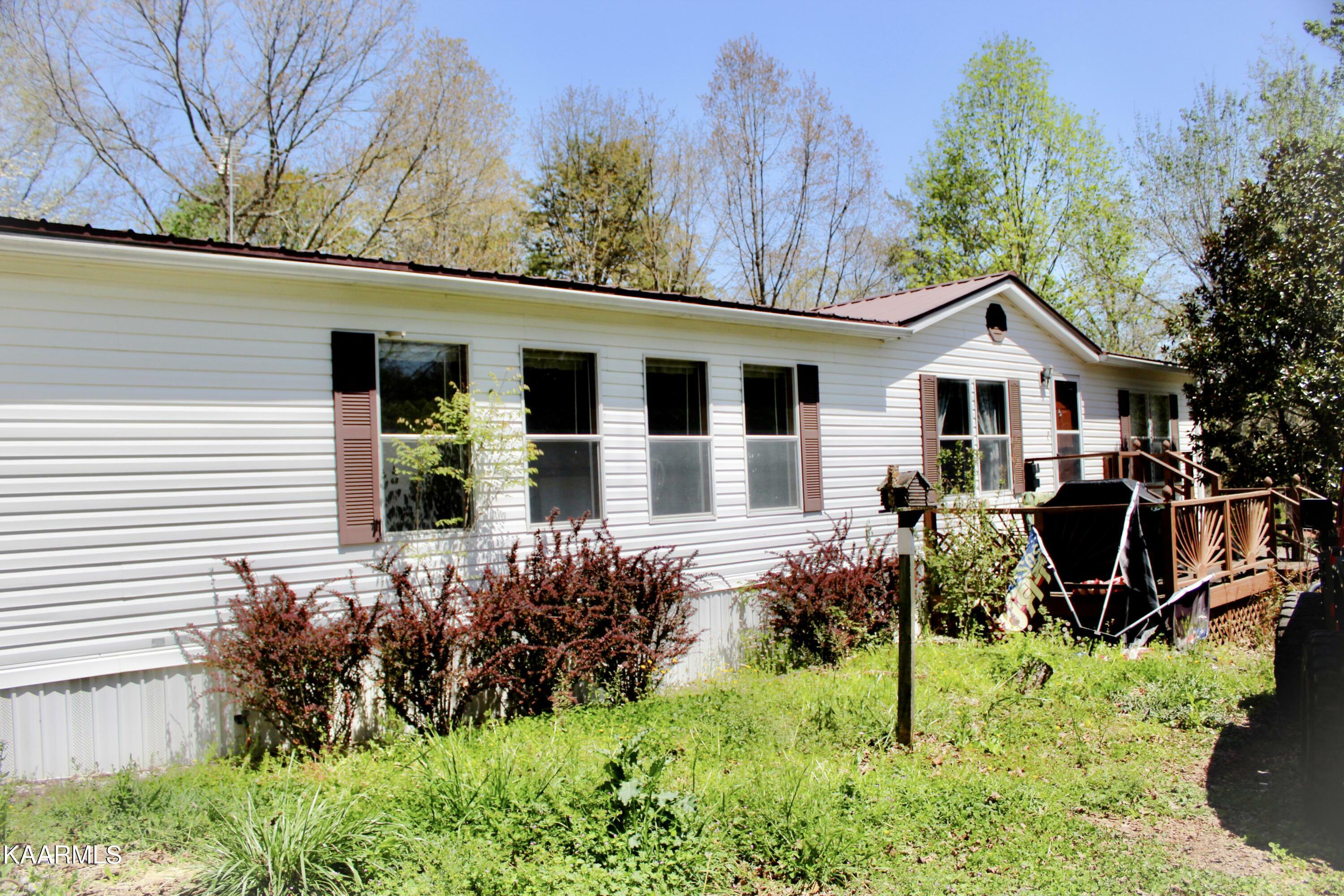 Property Photo:  513 Brakebill Rd  TN 37885 