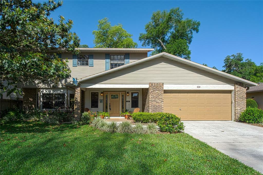 Property Photo: 714 Foxglove Place FL 33510