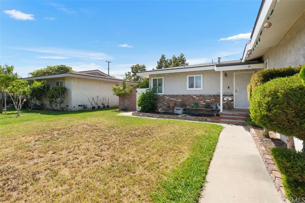 Property Photo:  13331 Roxey Drive  CA 92843 