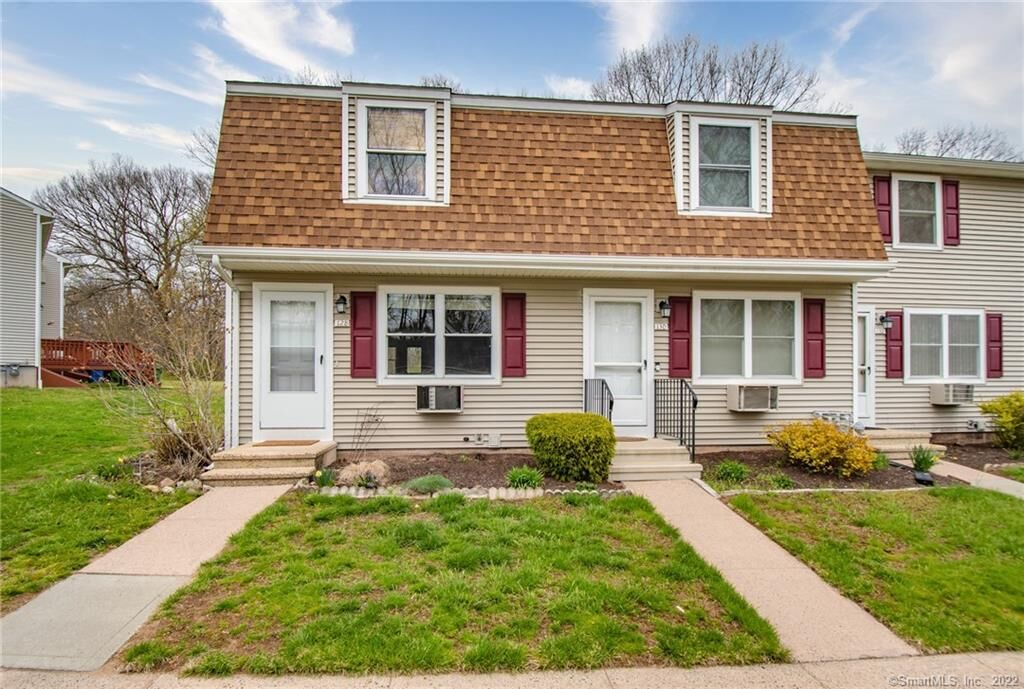 Property Photo:  128 Brentwood Drive 128  CT 06492 