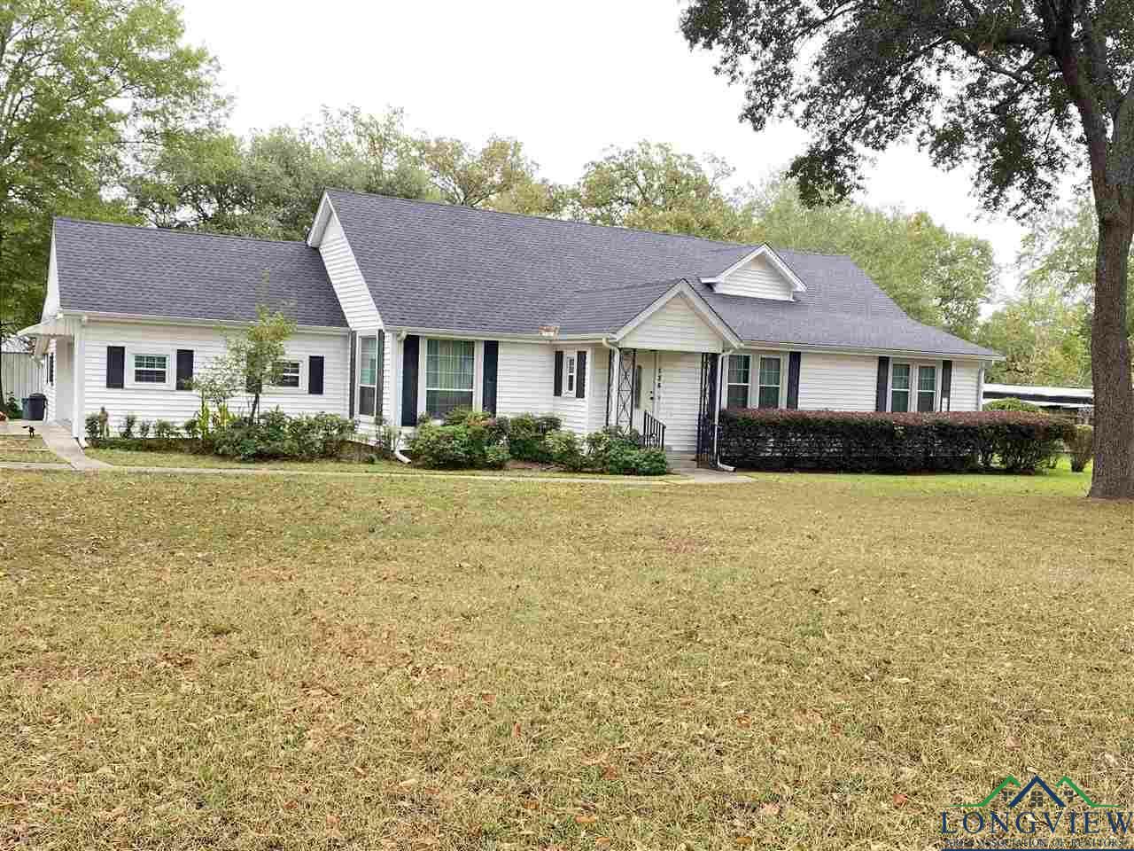 Property Photo:  126 Cottage Rd  TX 75633 