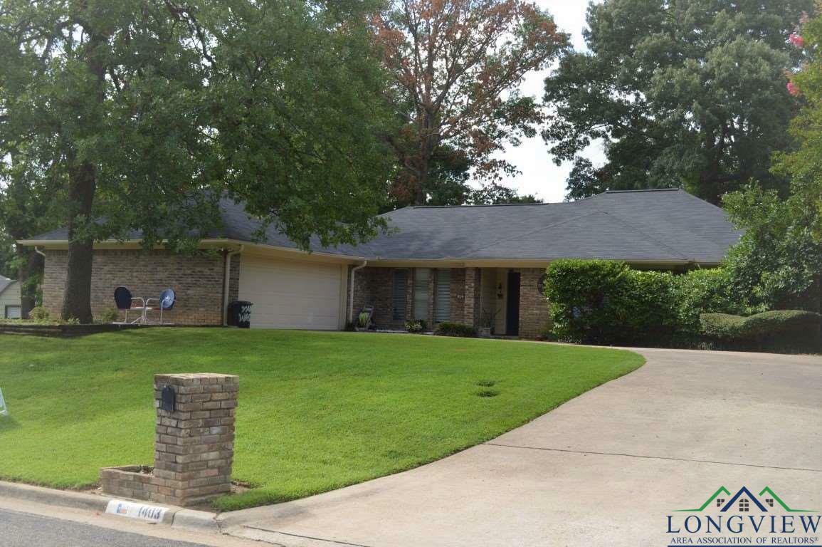 Property Photo:  1403 Northglen Ct  TX 75605 