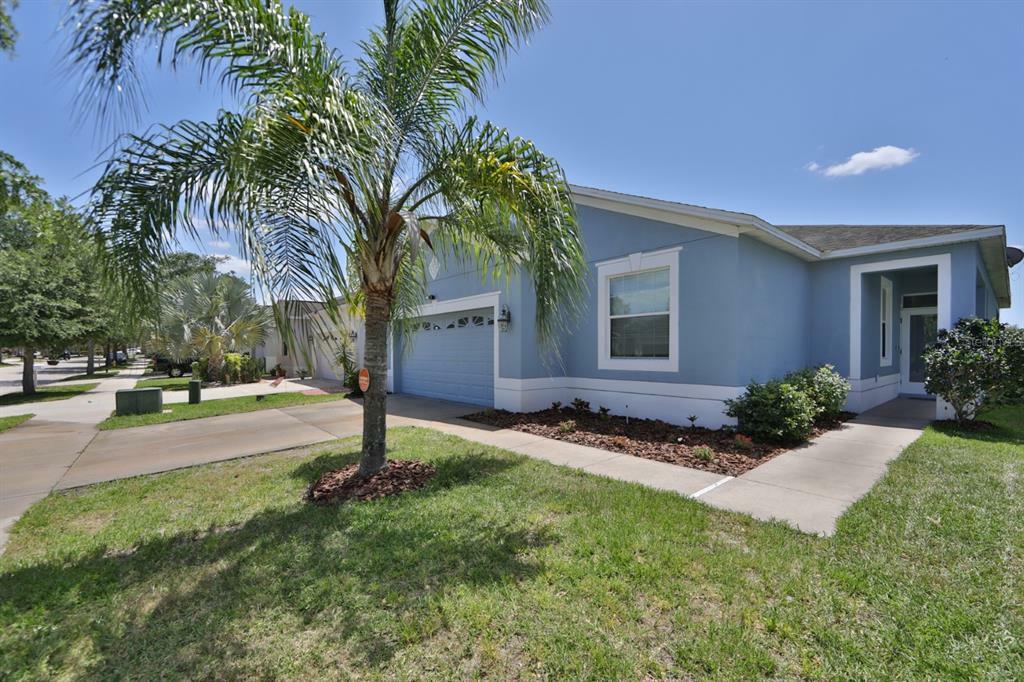 Property Photo:  13834 Chalk Hill Place  FL 33579 