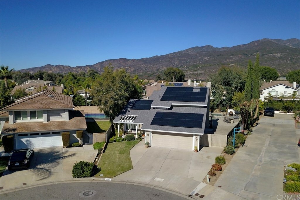 Property Photo:  21071 Wood Hollow Lane  CA 92679 