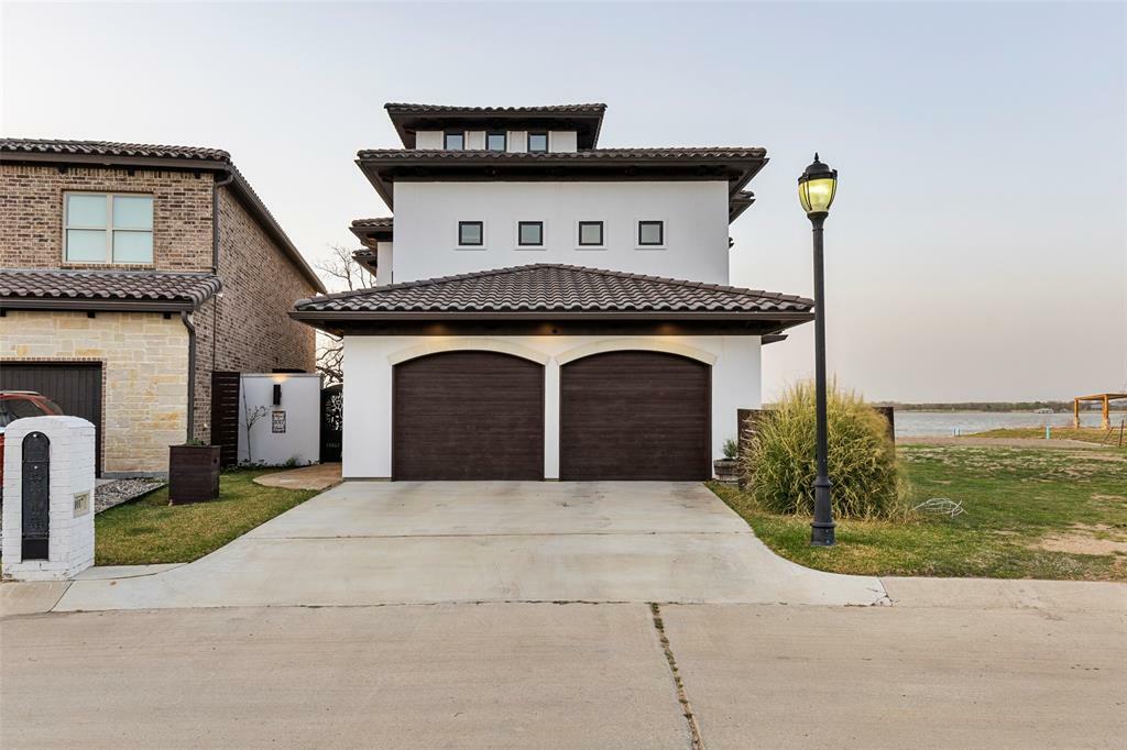 Property Photo: 11017 Lakeside Drive TX 76179