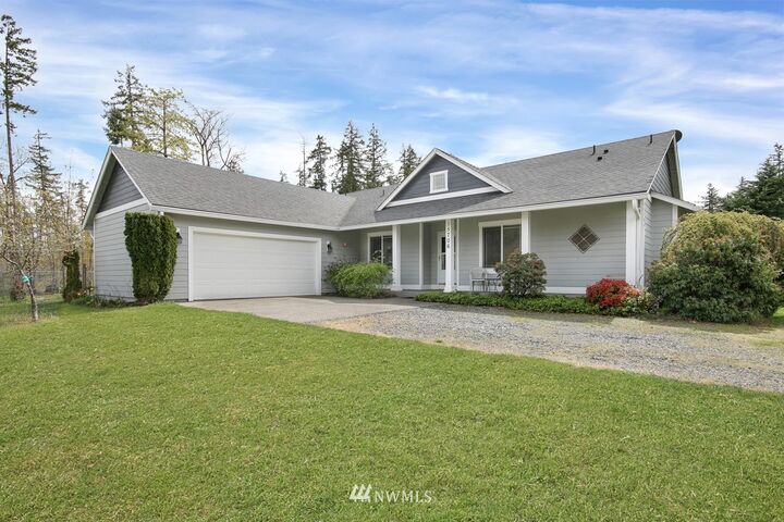 15706  Scenic Shores Drive SE  Yelm WA 98597 photo
