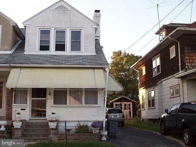 Property Photo:  49 W Berkley Avenue  PA 19018 