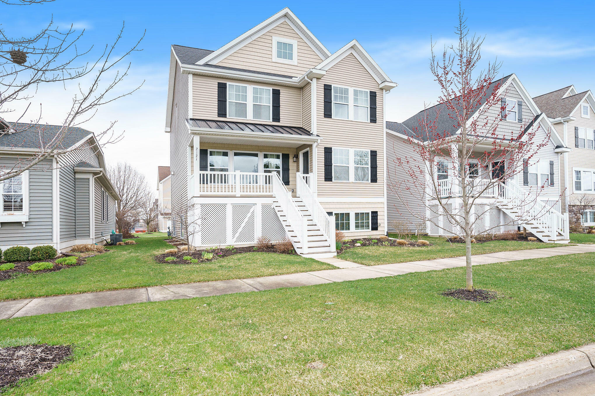 Property Photo:  2121 Kensington Park Circle  MI 49423 