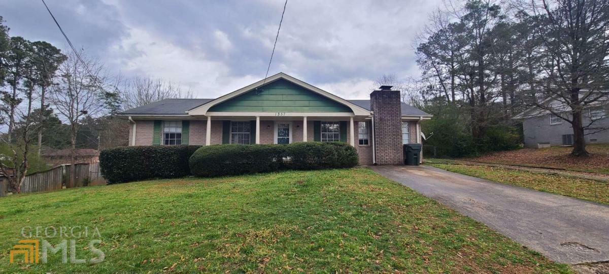 Property Photo:  1357 Peggy Lane NW  GA 30012 