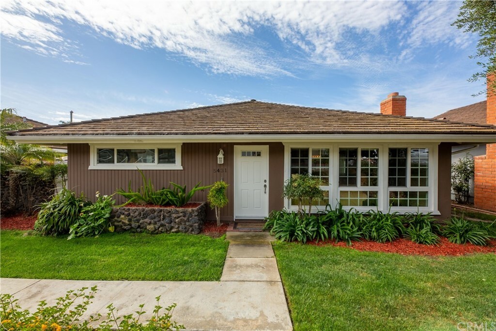 Property Photo:  5431 Bonanza Drive  CA 92649 