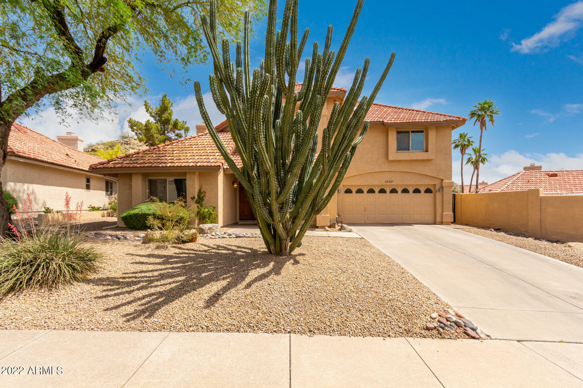 Property Photo:  15237 S 36th Place  AZ 85044 