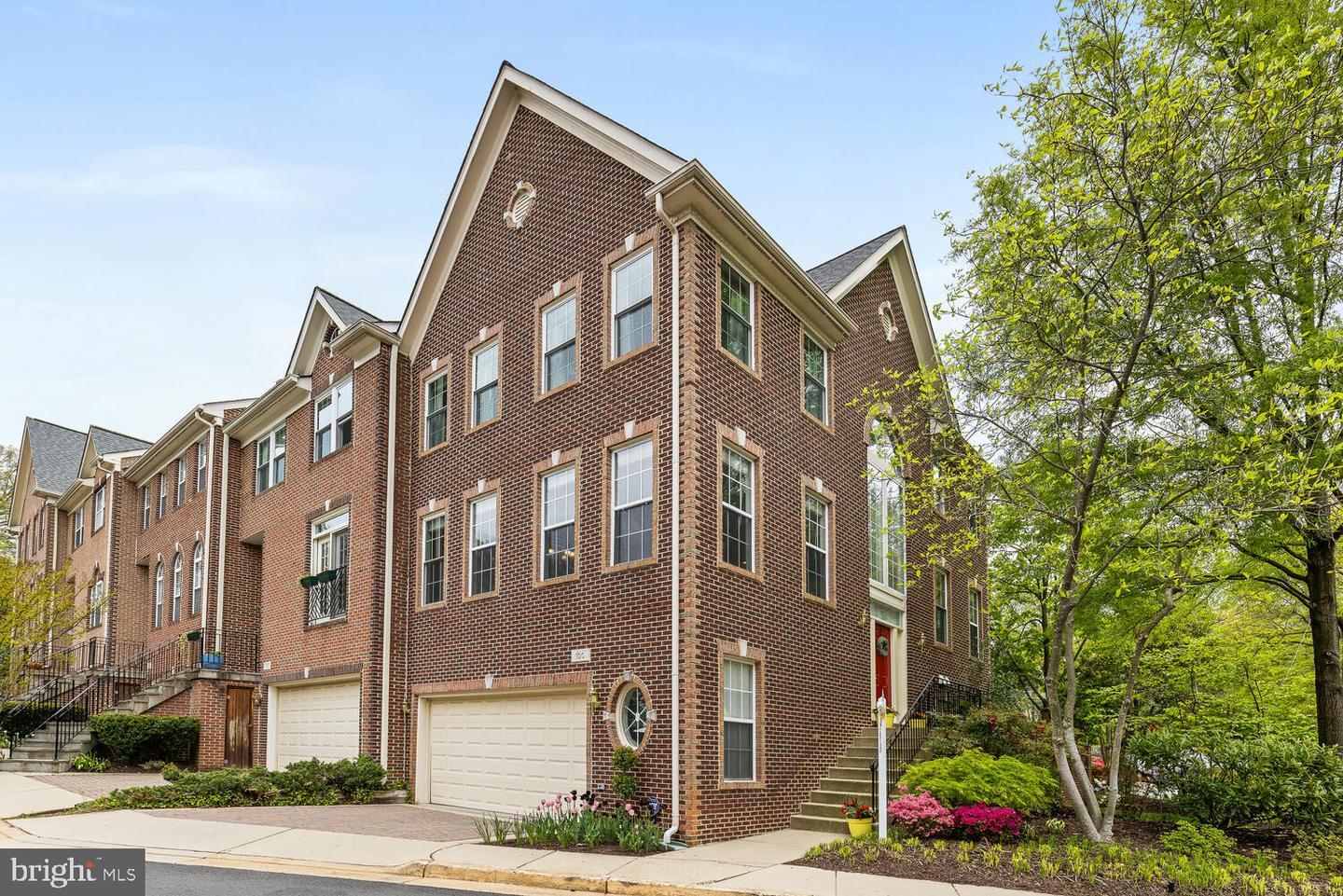 100 Lounsbury Place  Falls Church VA 22046 photo