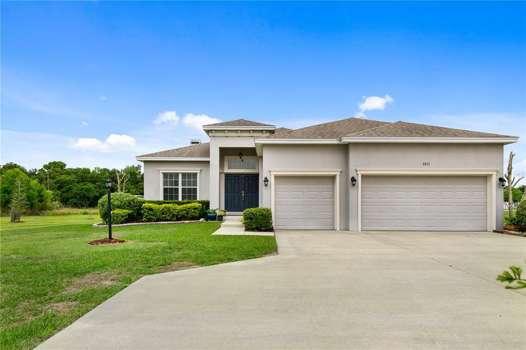 Property Photo:  3511 Ranchdale Drive  FL 33566 