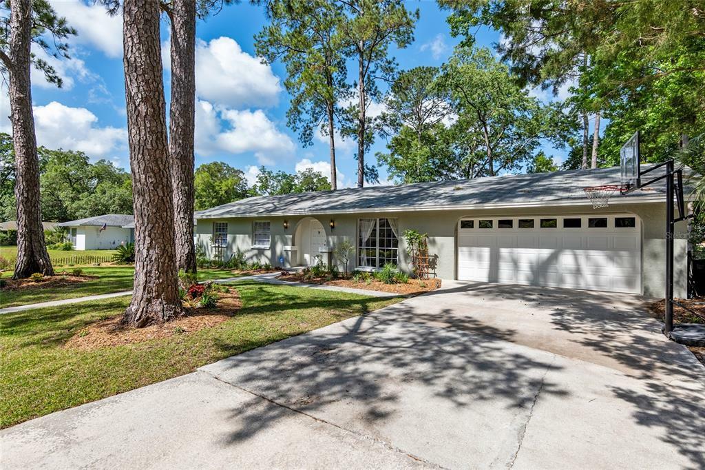 Property Photo:  1712 NW 39th Terrace  FL 32605 