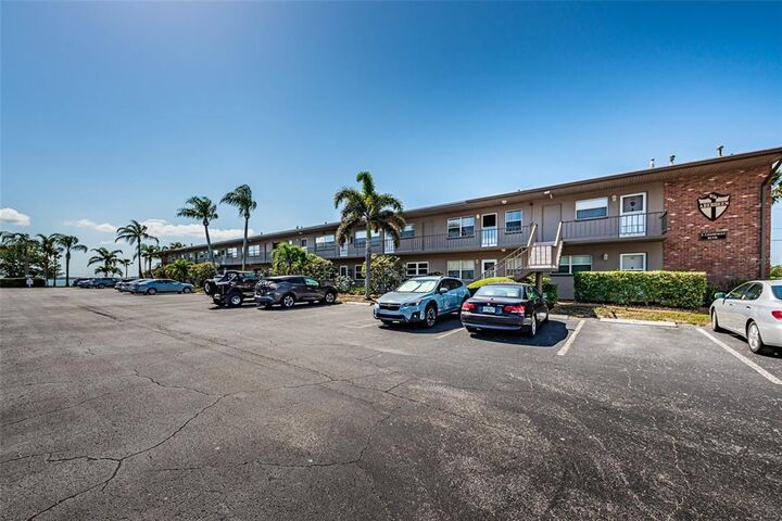 Property Photo:  2 Causeway Boulevard 105  FL 34698 
