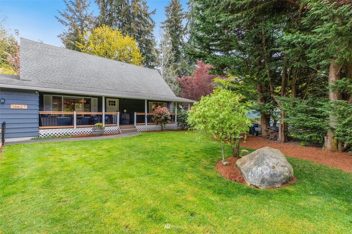 Property Photo:  14627 SE 140th Street  WA 98059 