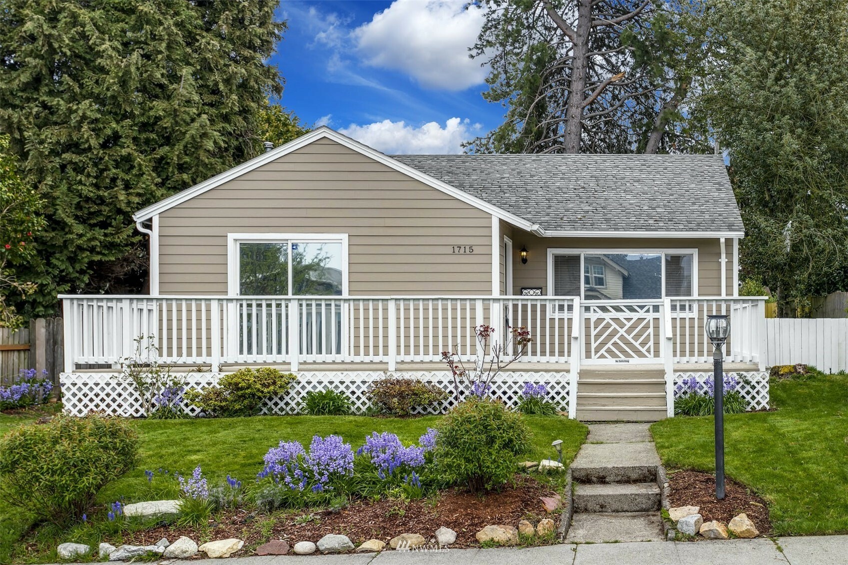 Property Photo:  1715 Adams Street  WA 98405 