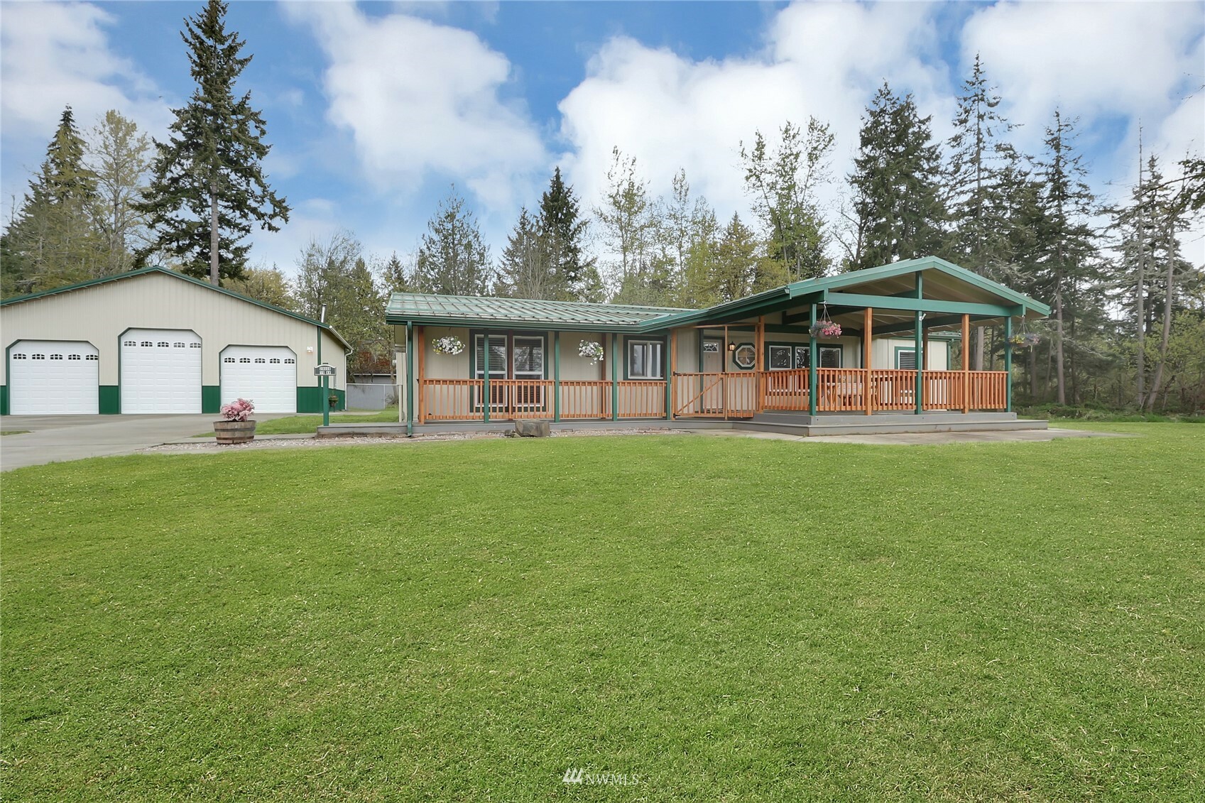 Property Photo:  29008 19th Avenue E  WA 98580 