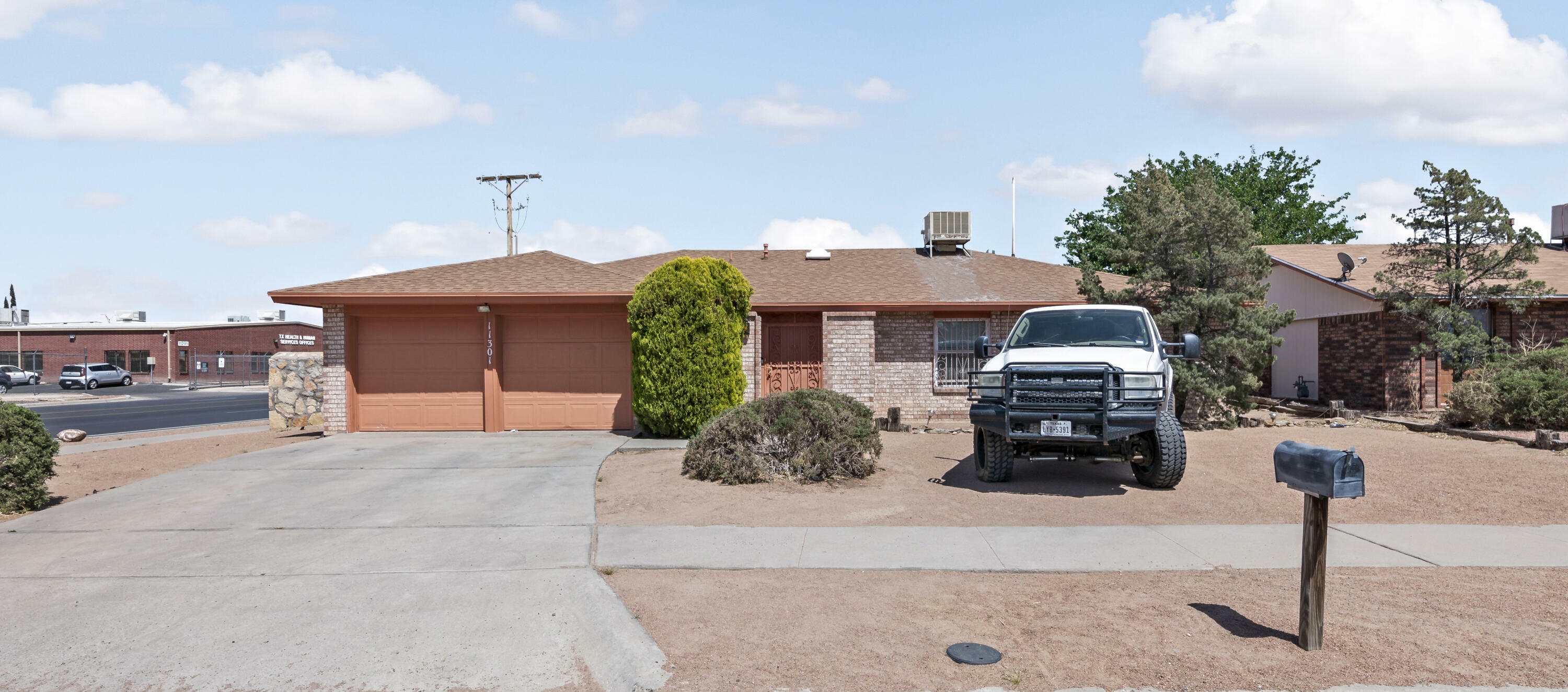 11301 Quintana Drive  El Paso TX 79936 photo