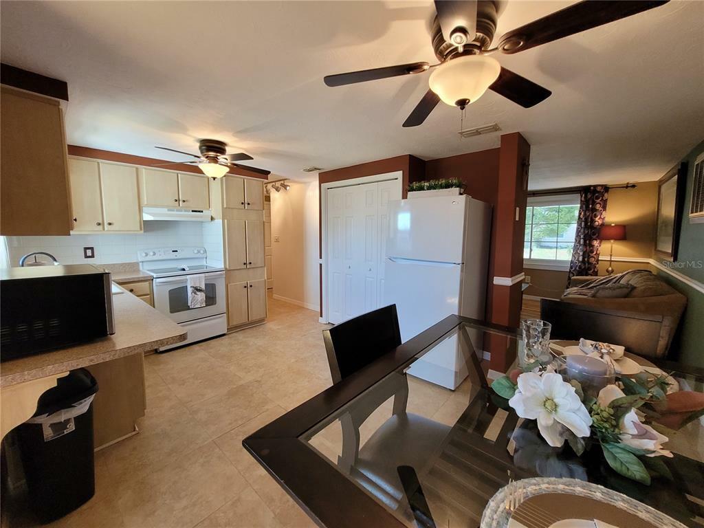 Property Photo: 4929 Phoenix Avenue FL 34690