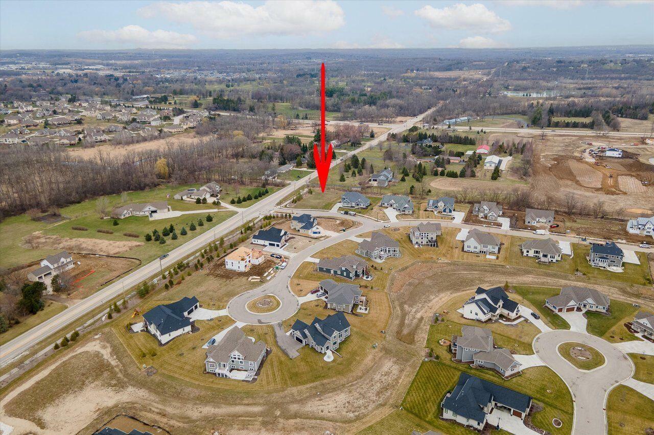Property Photo: N53w20354 Cessna Dr Lt59 WI 53051
