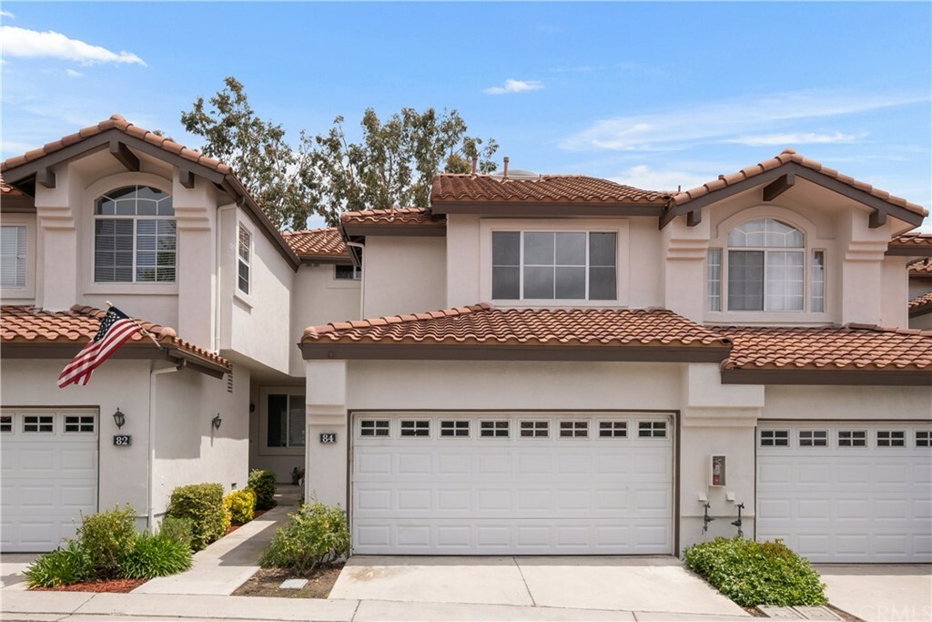 Property Photo:  84 Via Lampara  CA 92688 