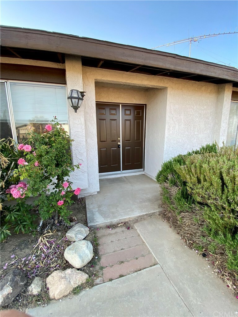 Property Photo:  18436 Seaforth Street  CA 92345 