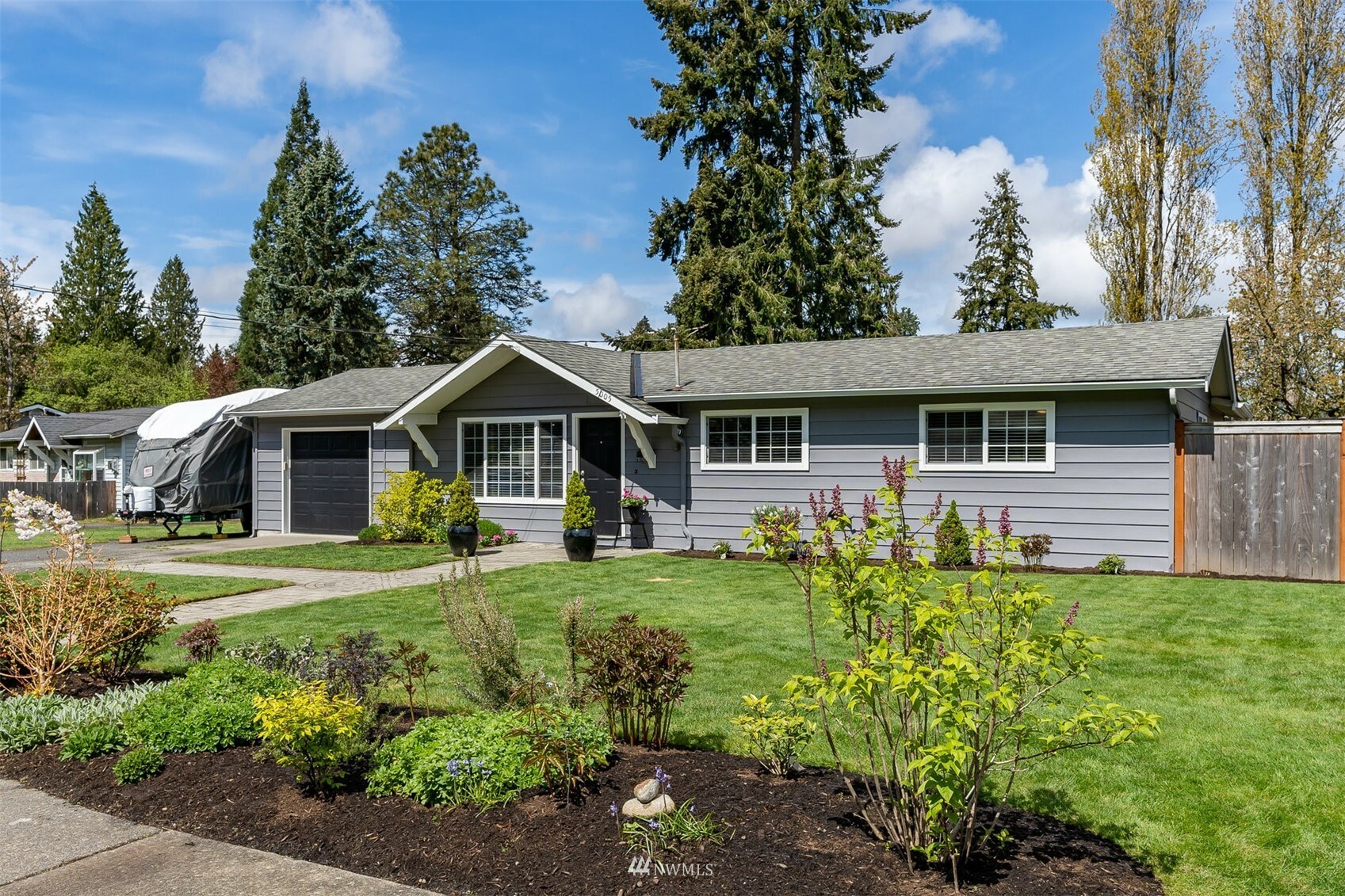 5005 222nd Street SW  Mountlake Terrace WA 98043 photo