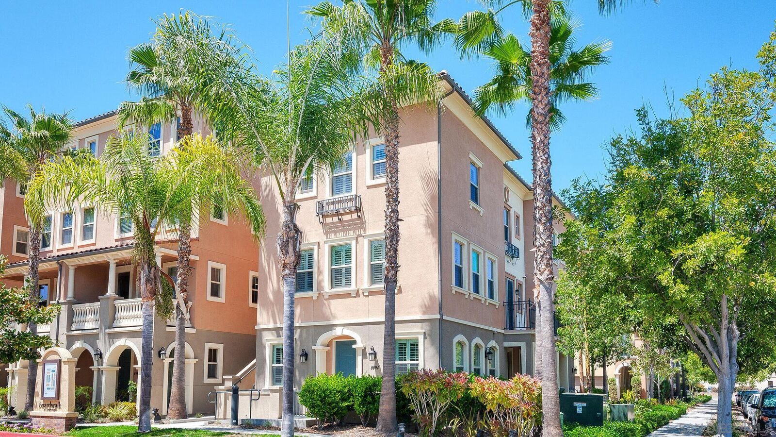 Property Photo: 8994 Butternut Ln CA 92123