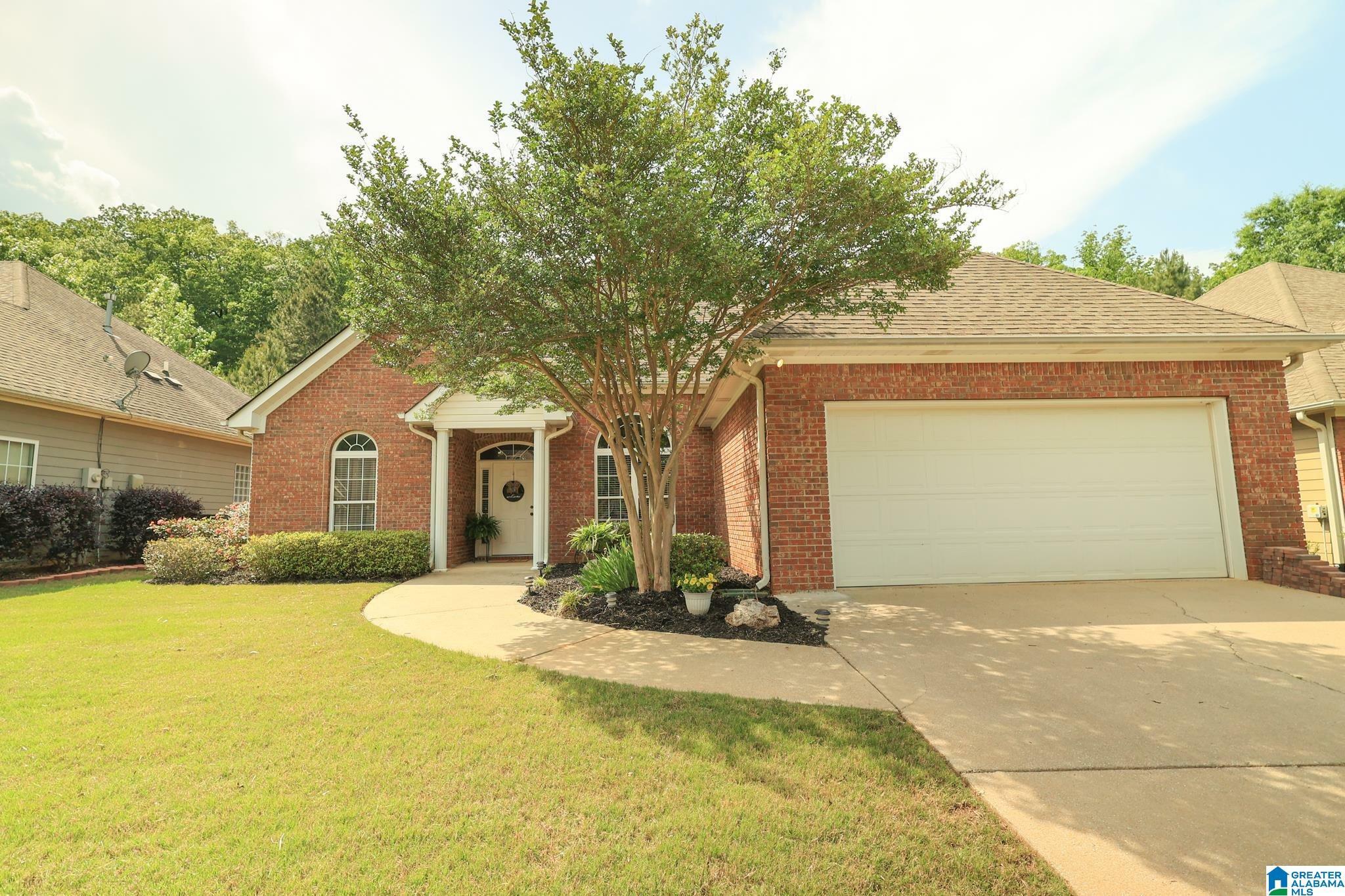 Property Photo:  124 Cove Lane  AL 35124 