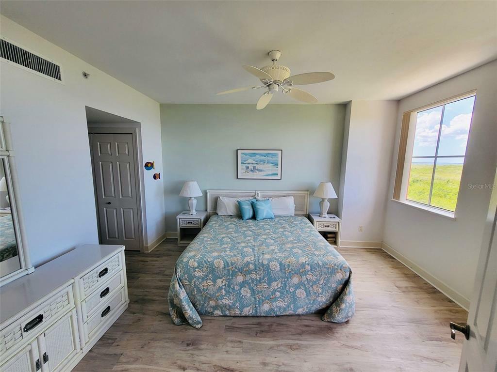 Property Photo:  3191 Matecumbe Key Road 305  FL 33955 